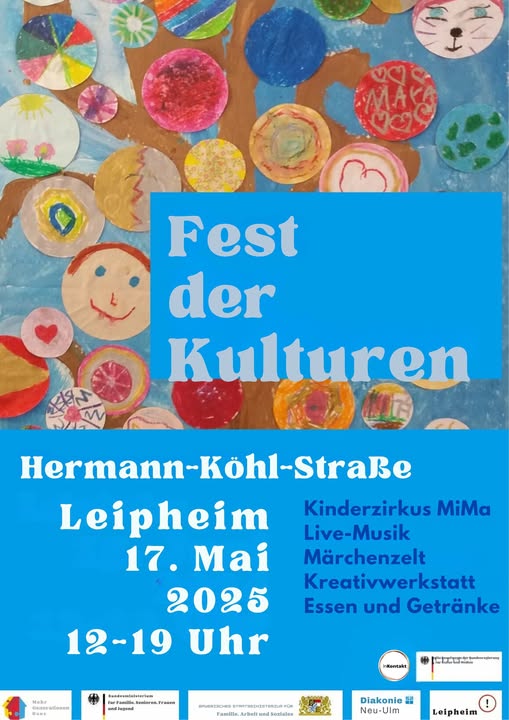 Menschen beim Fest der Kulturen